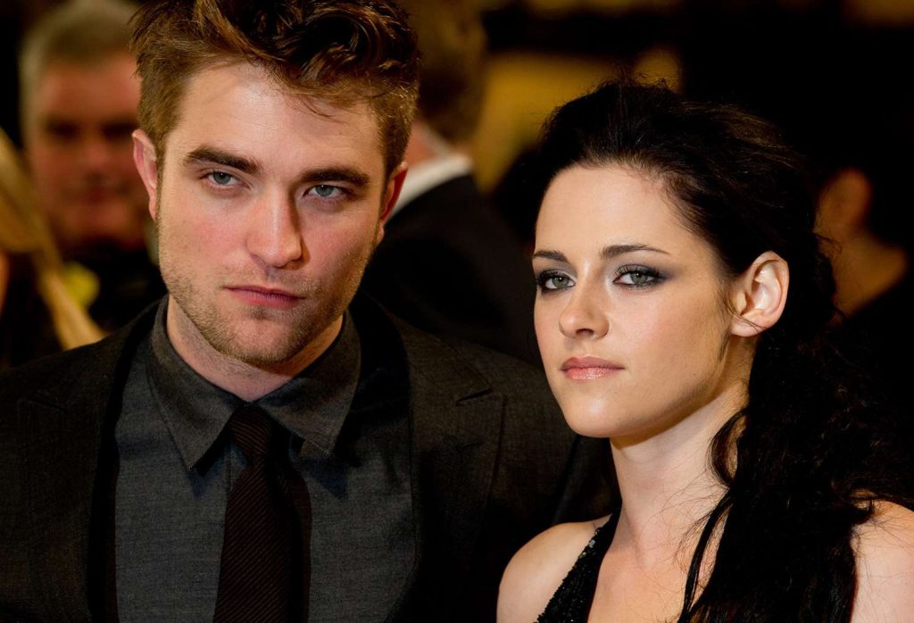 Kristen Stewart Relationships: From Robert Pattinson to Dylan Meyer